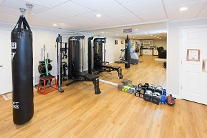 Installation of a basement gym in Milwaukee