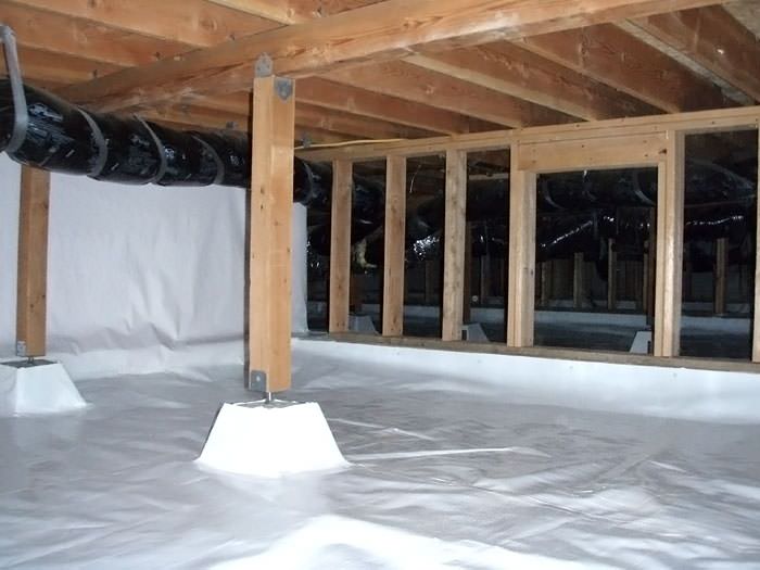 Crawl E Cleanup In Brookfield New Berlin Milwaukee A Large Encapsulated Crawl E With Our Vapor Barrier System Installed In Sheboygan